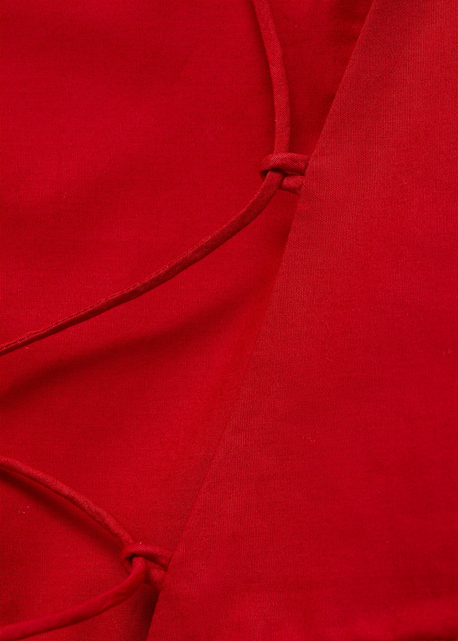 Halter dress with crossed back - Details of the article 0
