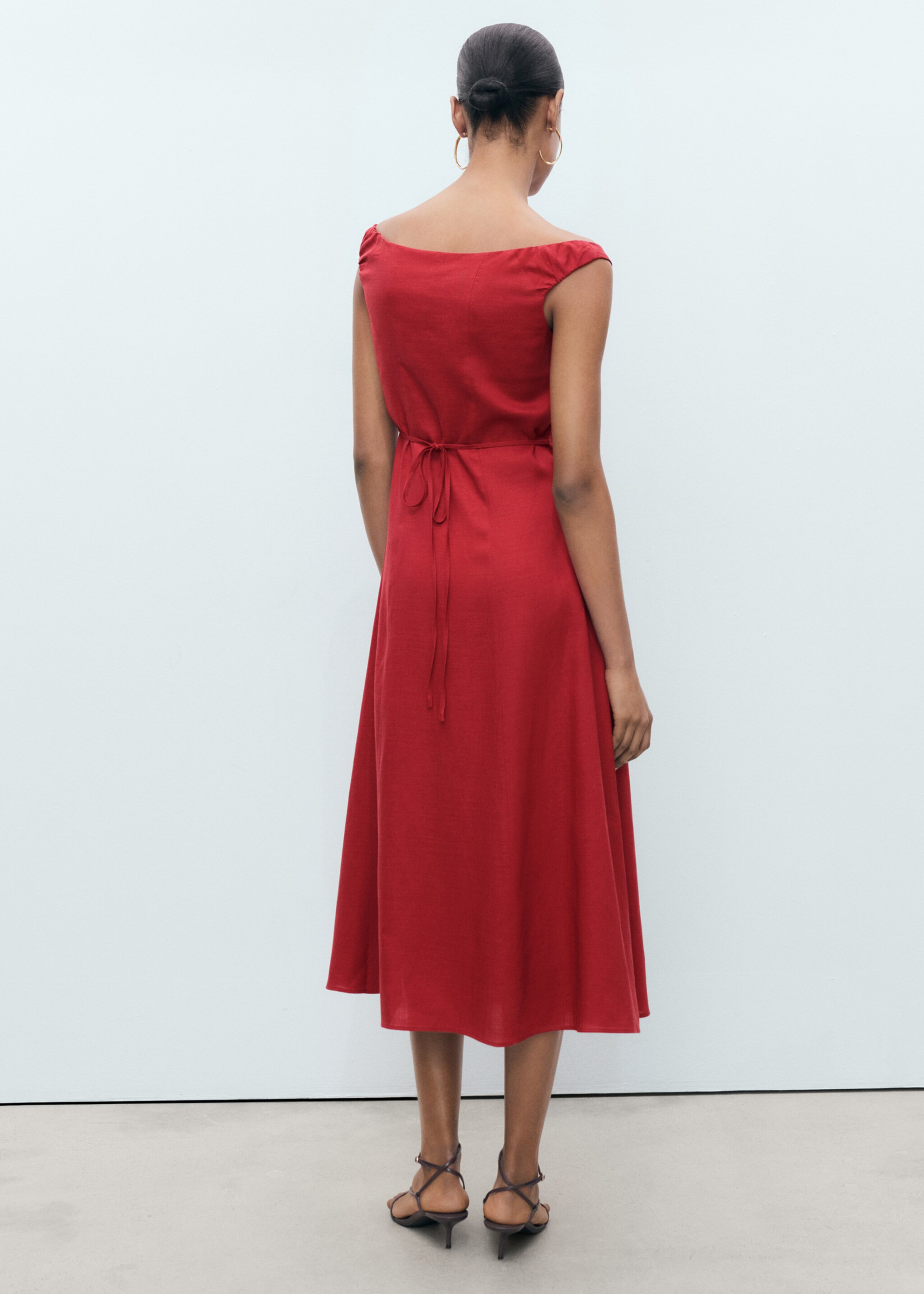 Linen-blend dress with buttons - Reverse of the article