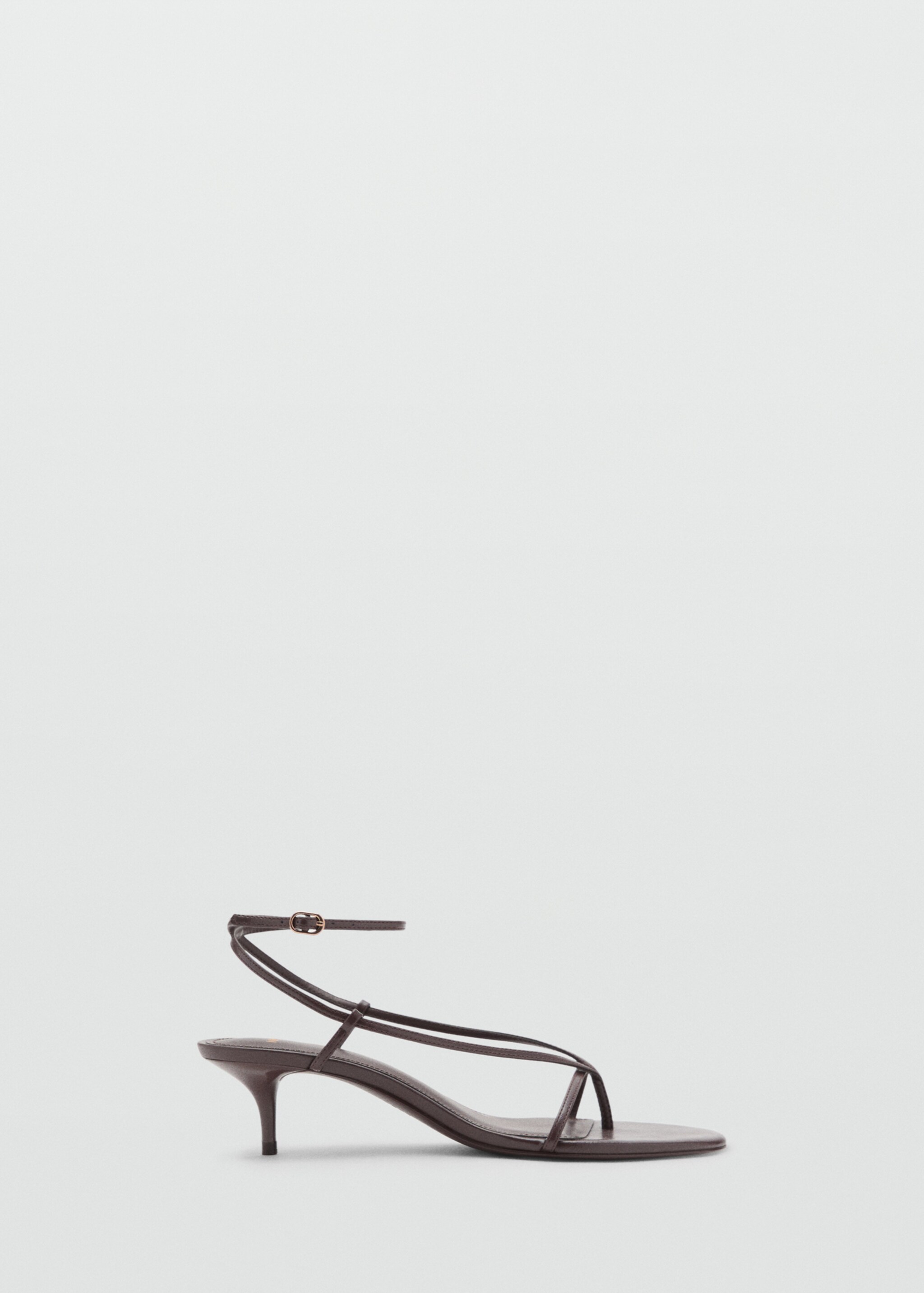 Heeled sandals with thin strap - Article without model