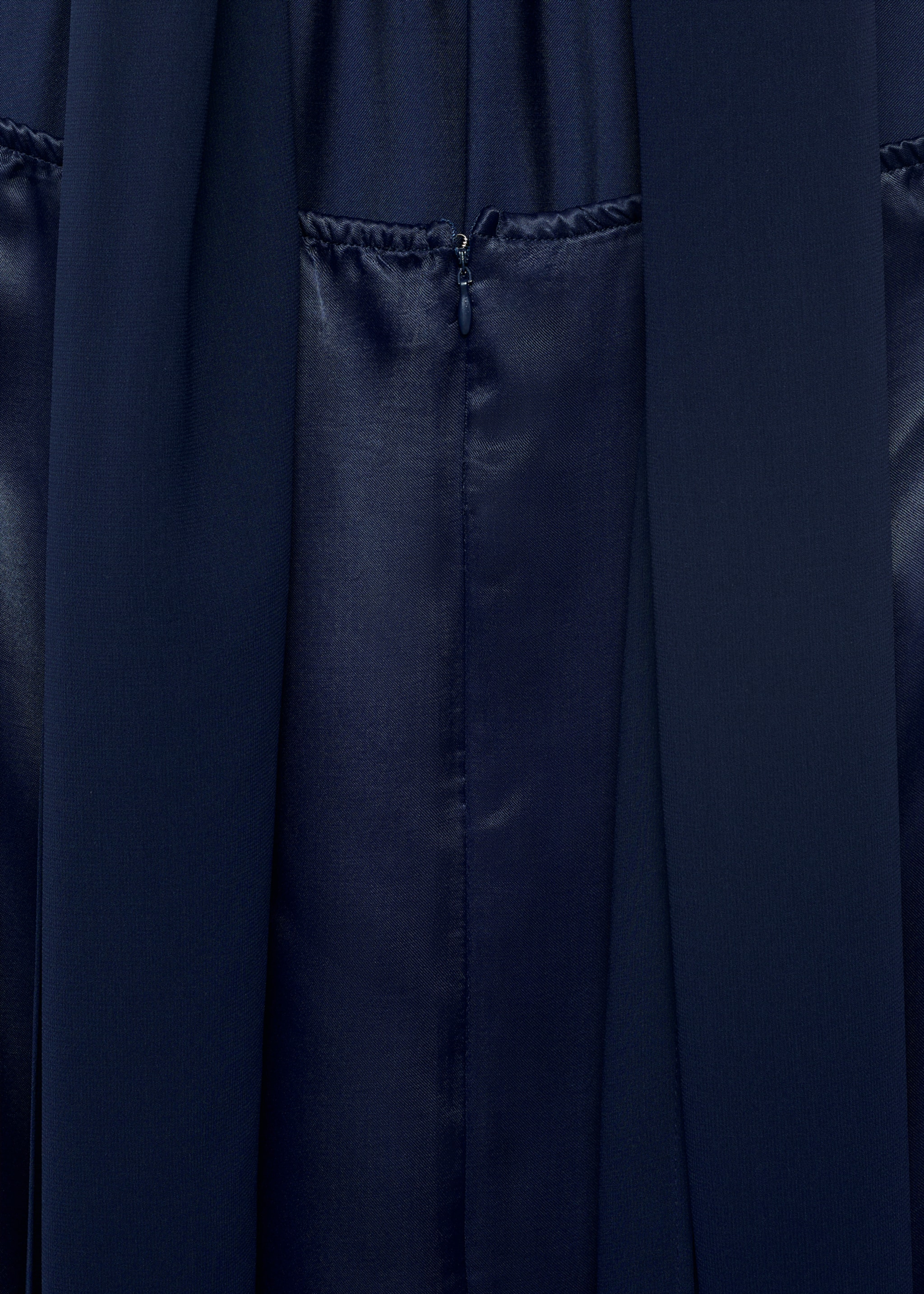 Satin halter neck dress - Details of the article 0
