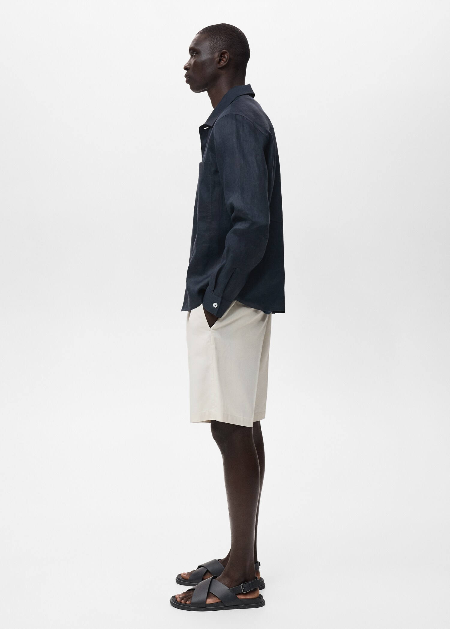 100% linen lightweight overshirt - Details of the article 2