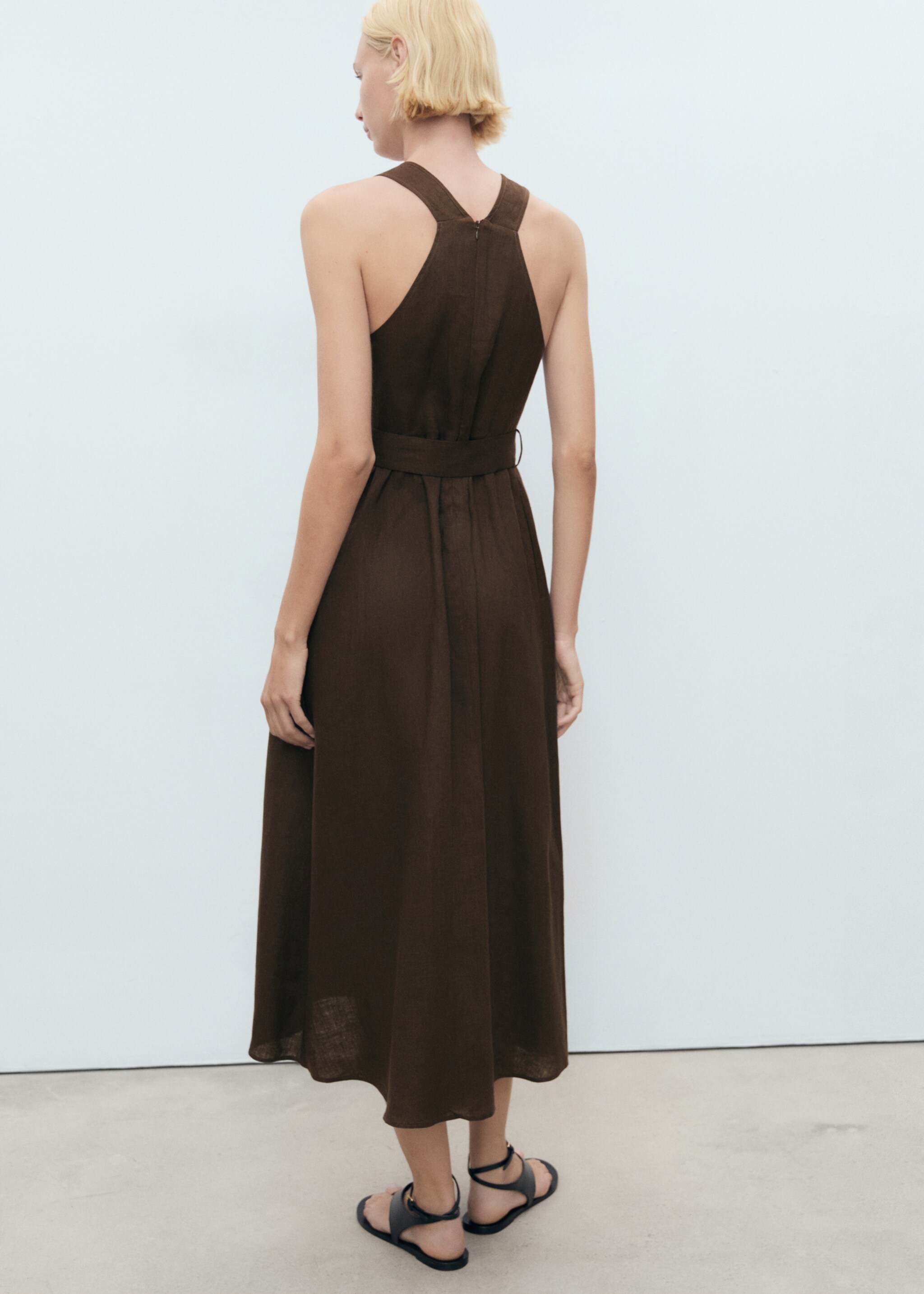Belt linen dress - Reverse of the article