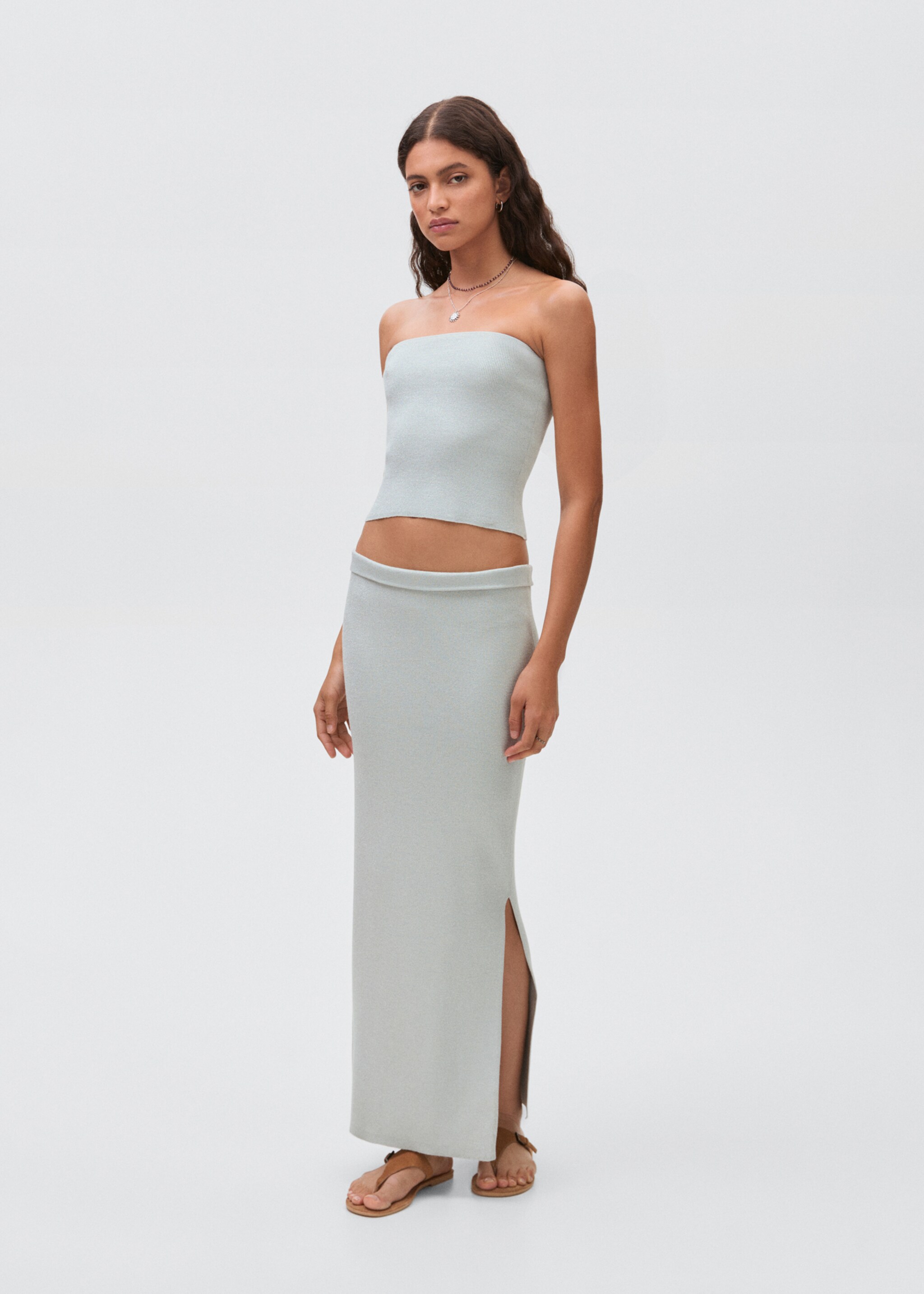Long knitted skirt - General plane