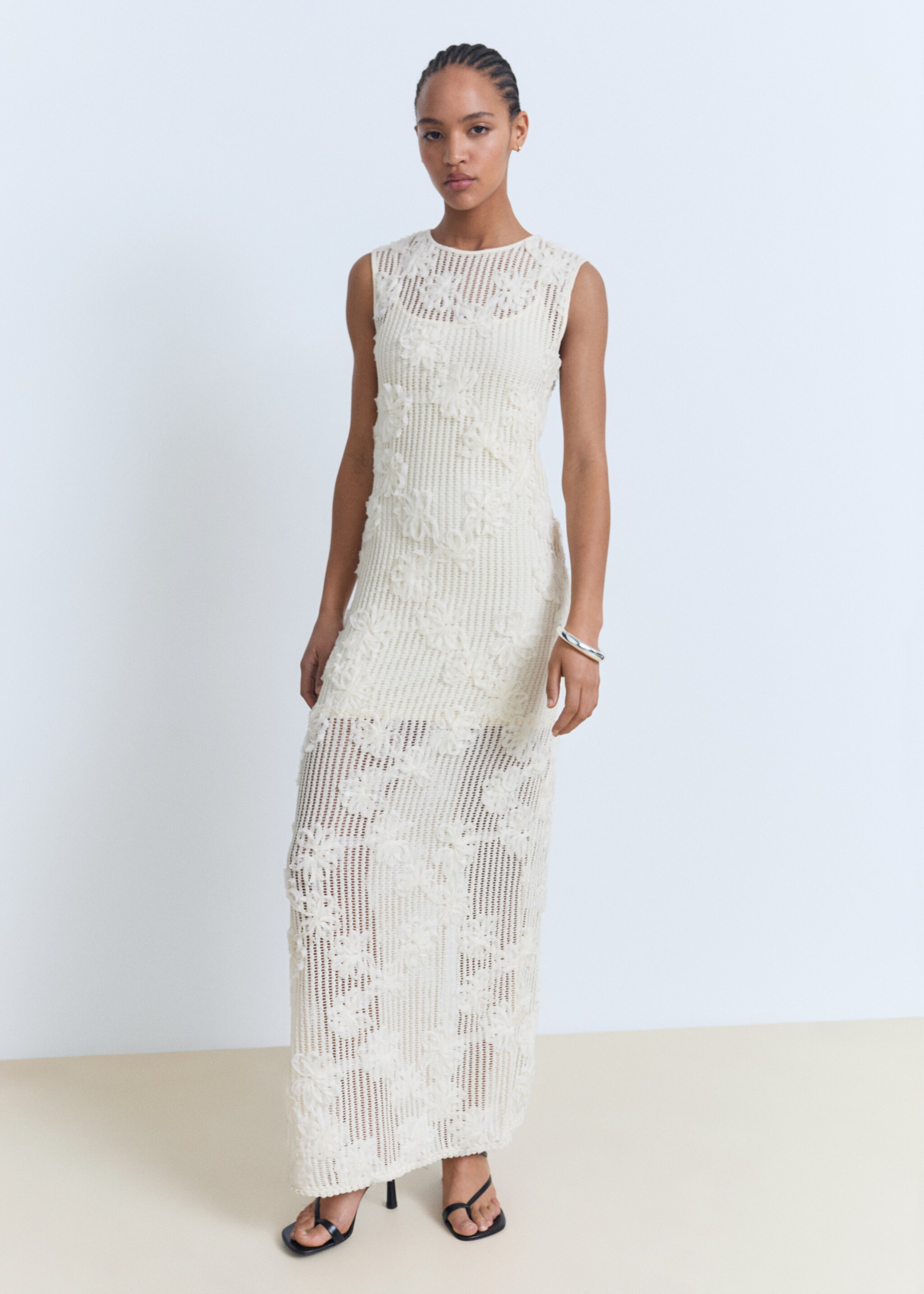 Floral crochet dress - General plane