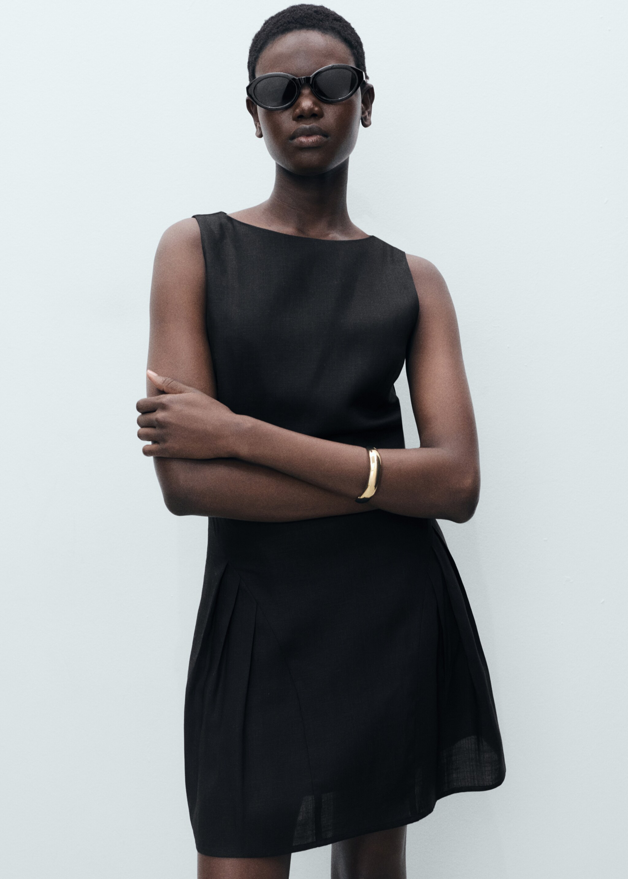 Short pleated linen-blend dress - Medium plane