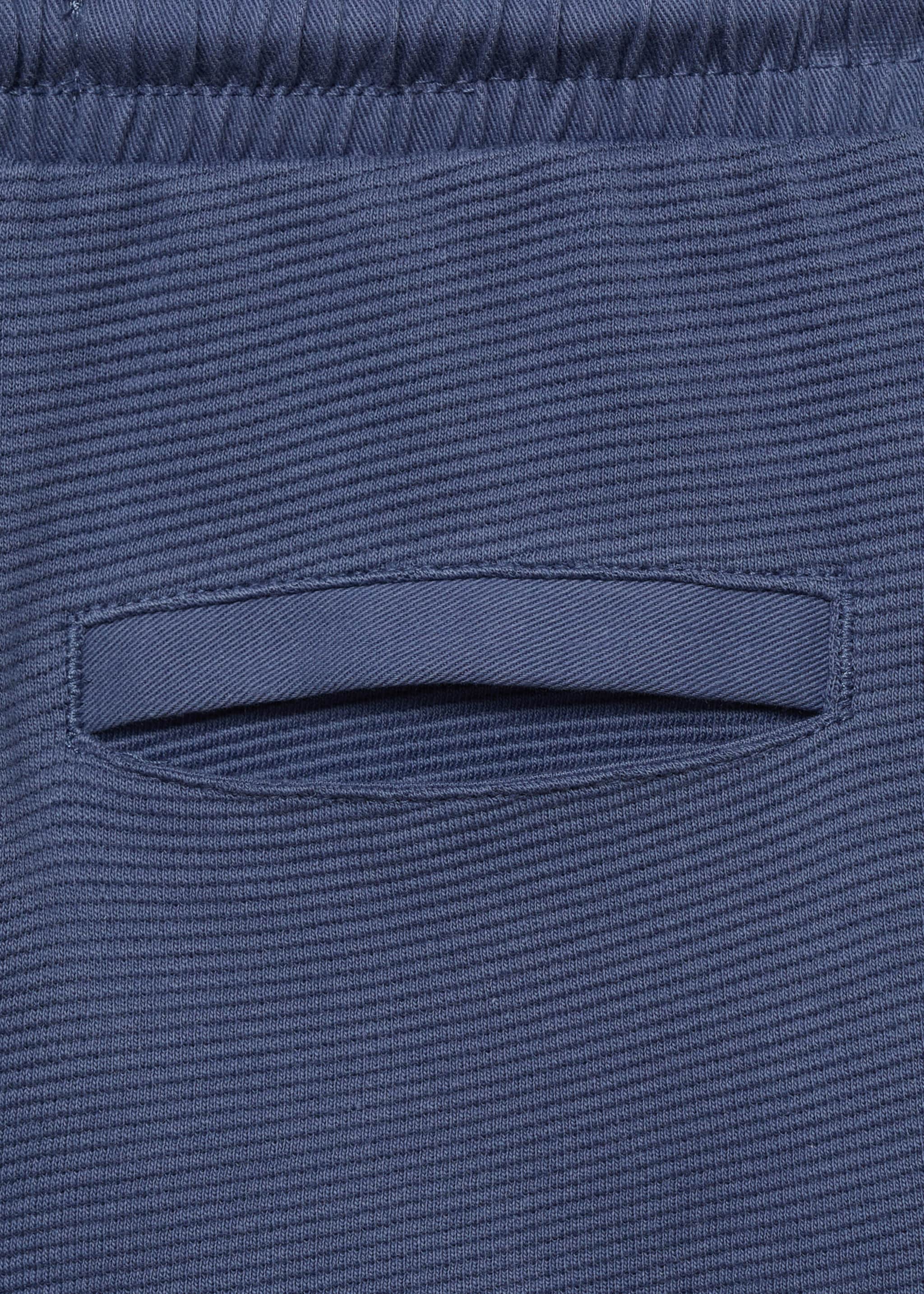 Elastic waist Bermuda shorts - Details of the article 0
