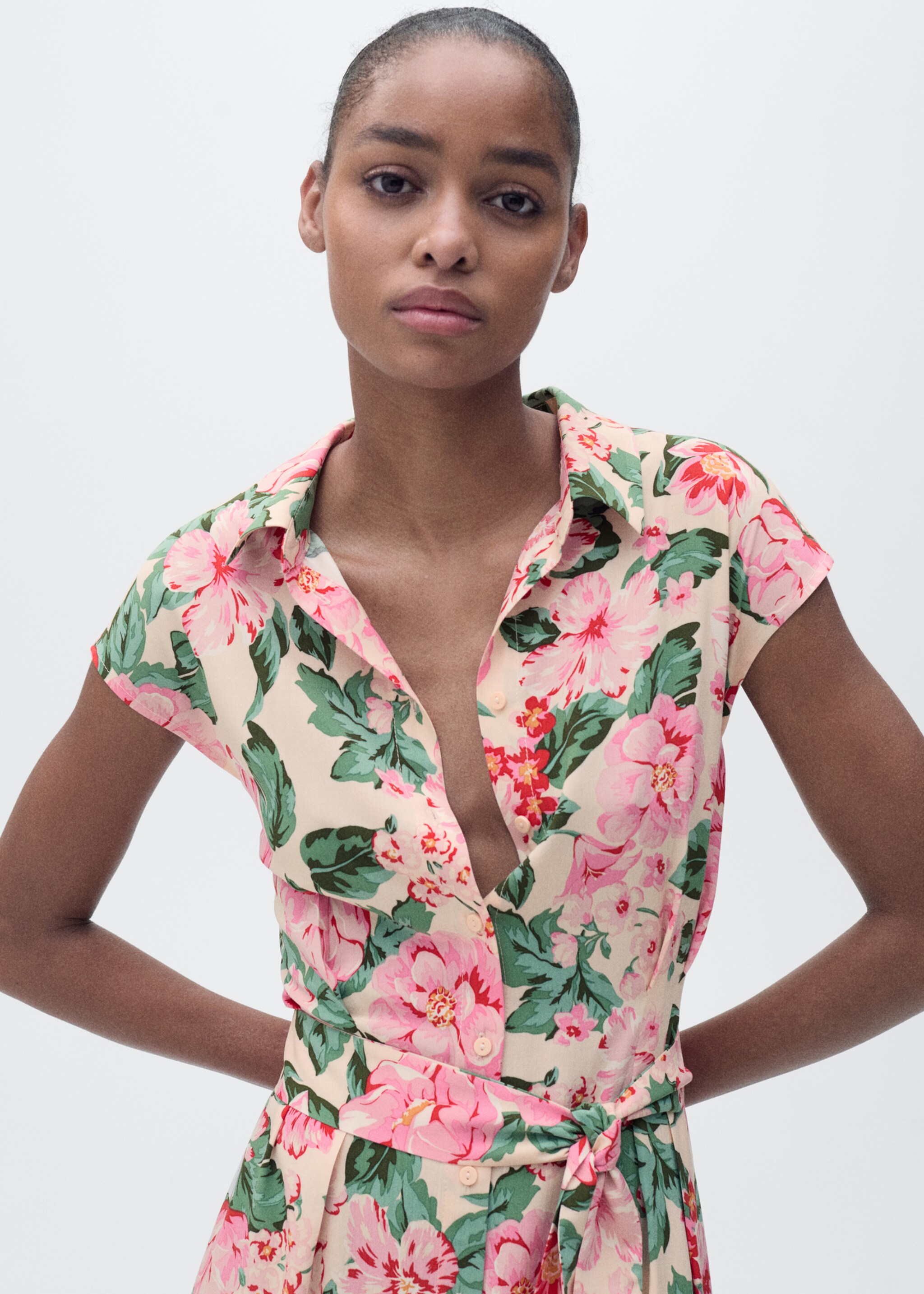 Printed shirt dress with belt - Details of the article 1