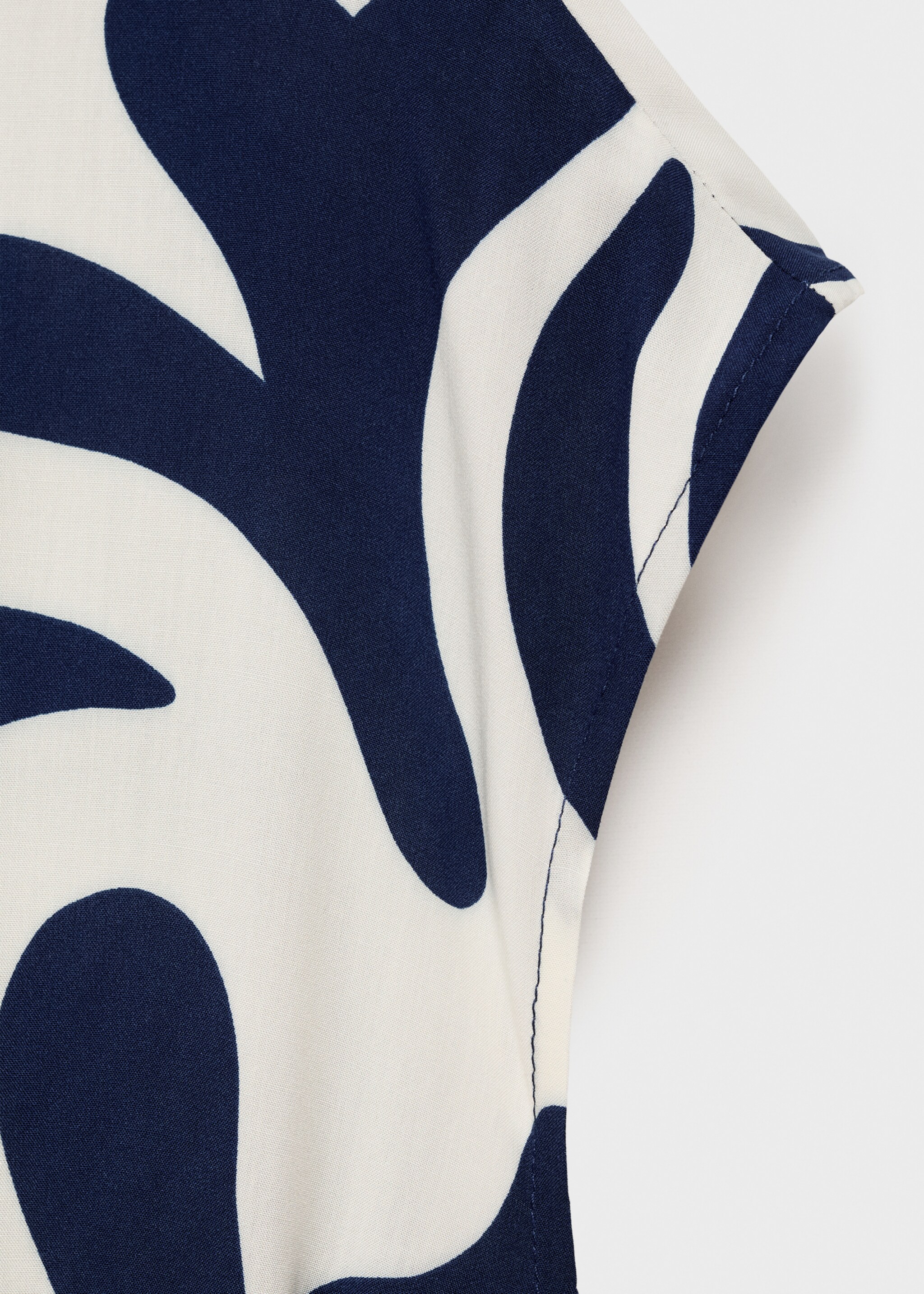 Printed shirt dress with belt - Details of the article 0