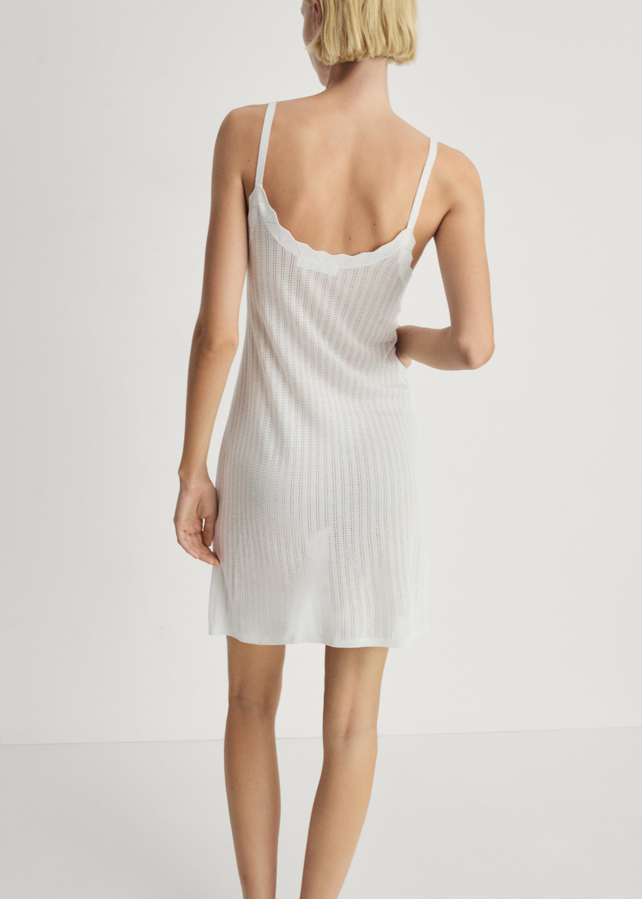Nightgown with pointelle detail - Reverse of the article