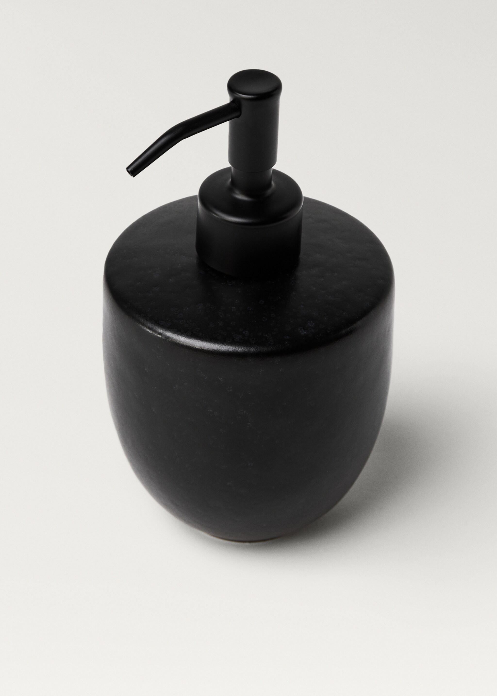 Stoneware soap dispenser with matte finish - Details of the article 1