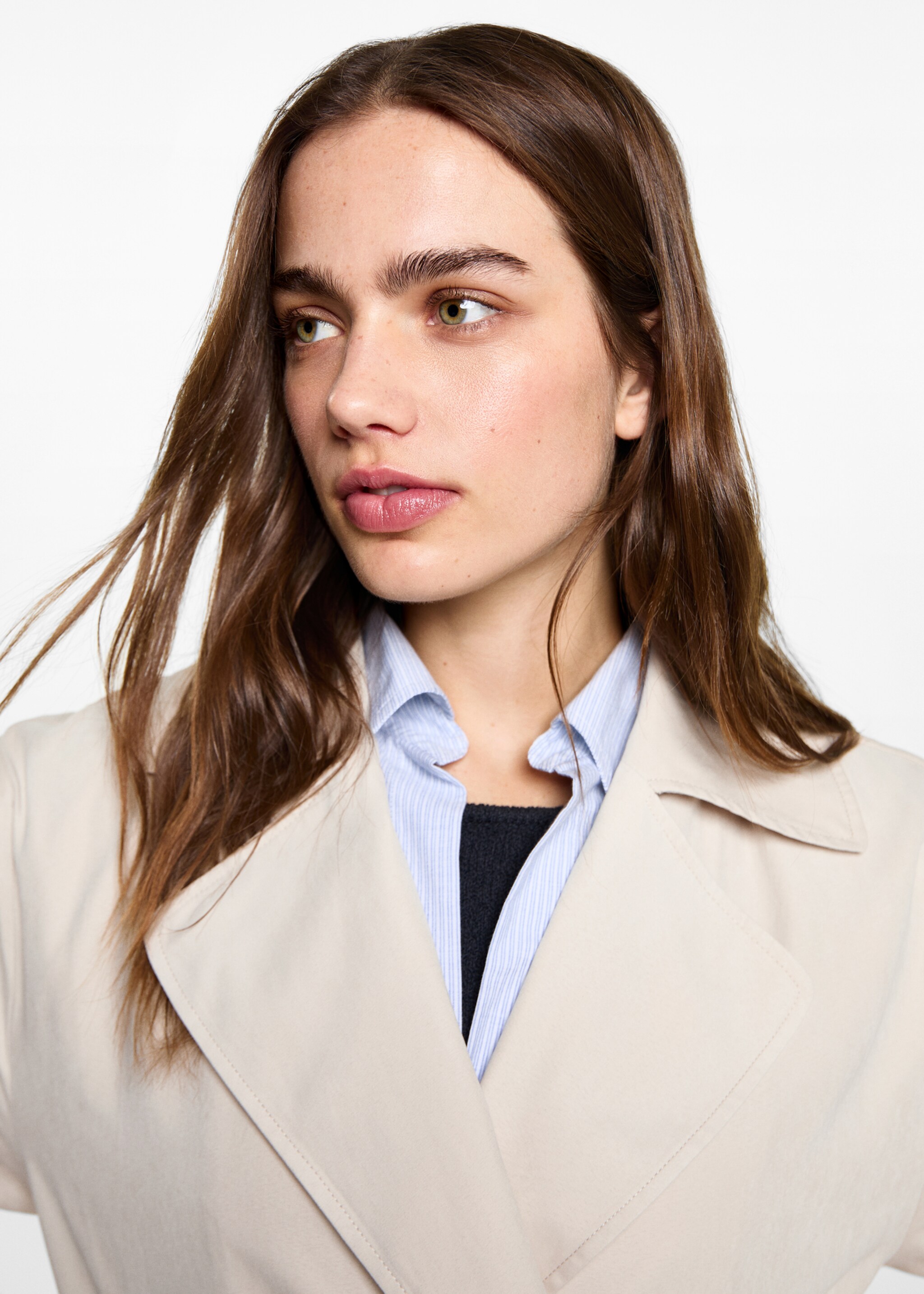 Belt flowy trench - Details of the article 1
