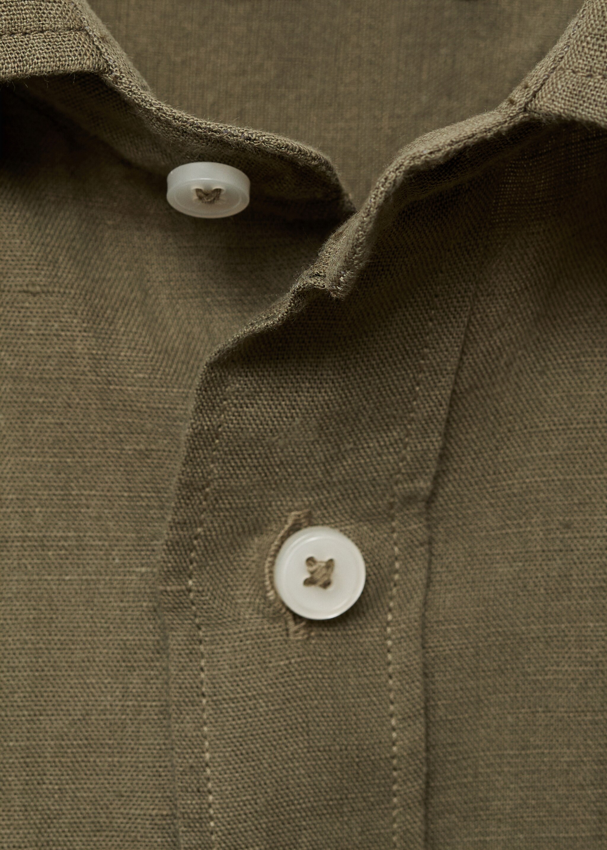 Pocket linen shirt - Details of the article 8
